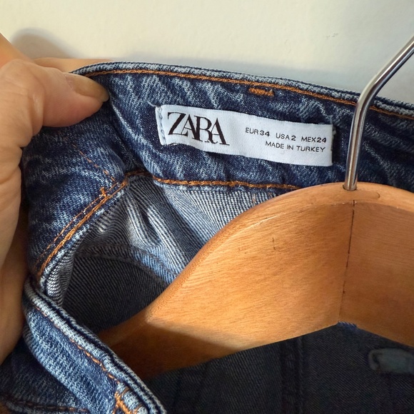 6 items 10 outfits - Picture 3 of 13